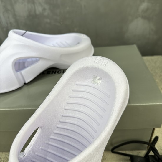 BALENCIAGA Mold Closed Rubber Sandals 