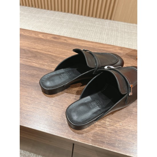 Hermes Slippers