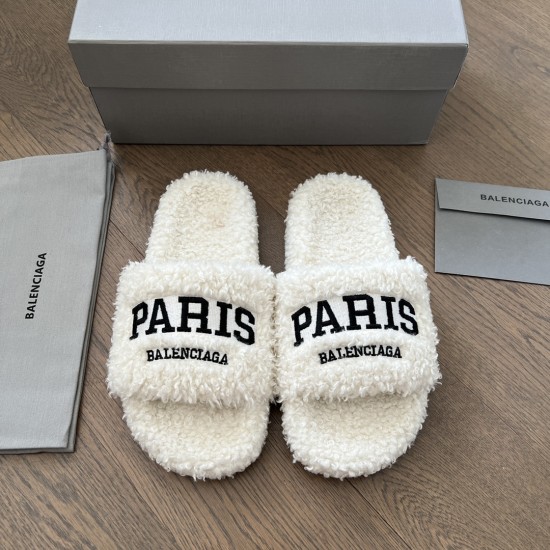 Balenciaga slippers