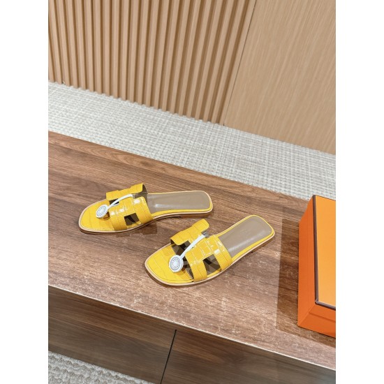 Hermes Slippers