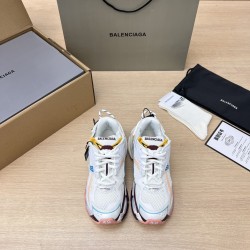 Balenciaga Runner Sneaker