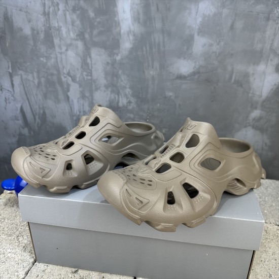 BALENCIAGA Mold Closed Rubber Sandals 