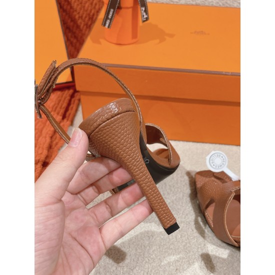 Hermes Sandals