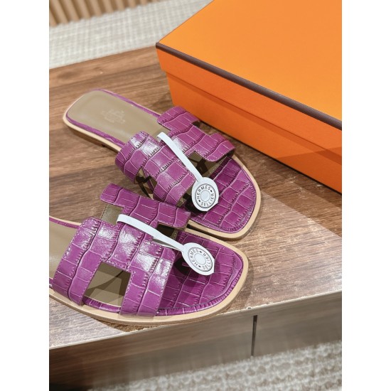 Hermes Slippers