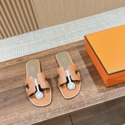 Hermes Slippers