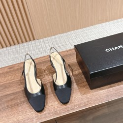 Chanel Pumps