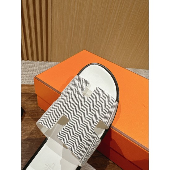 Hermes Slippers