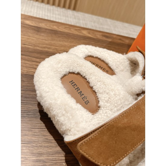 Hermes Slippers