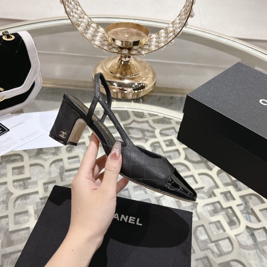 Chanel Pumps