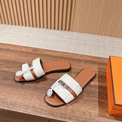 Hermes Slippers