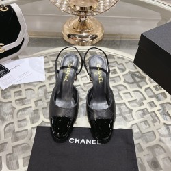 Chanel Pumps