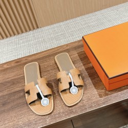 Hermes Slippers