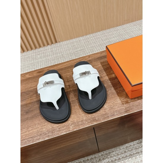 Hermes Slippers