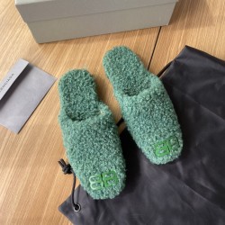 Balenciaga slippers