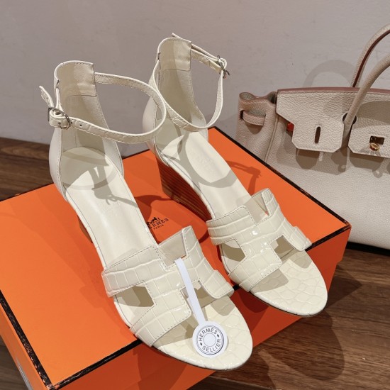 Hermes Sandals