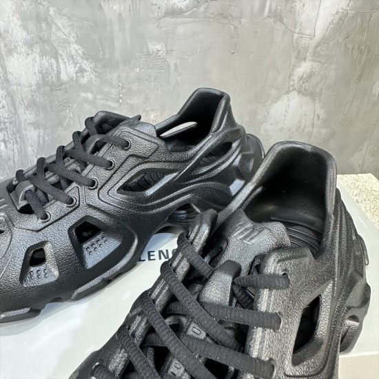 BALENCIAGA Mold Closed Rubber Sandals 