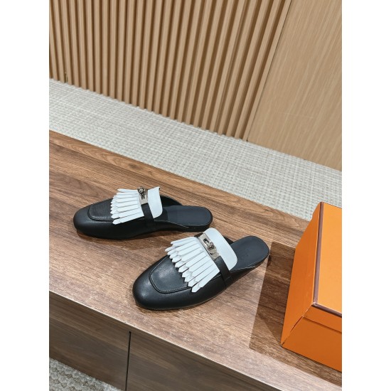 Hermes Slippers