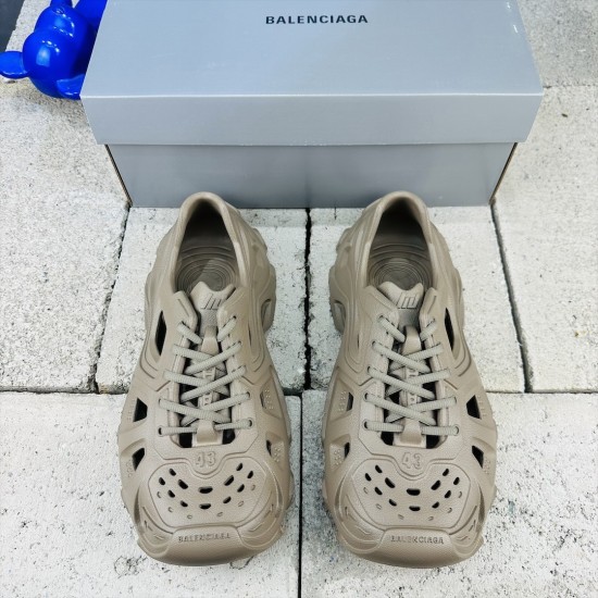 BALENCIAGA Mold Closed Rubber Sandals 