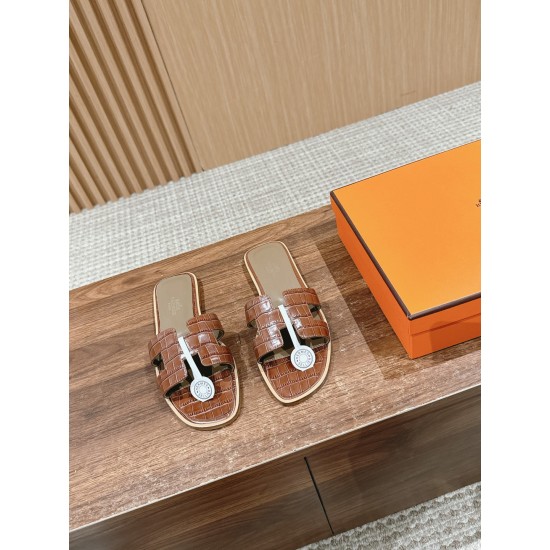 Hermes Slippers