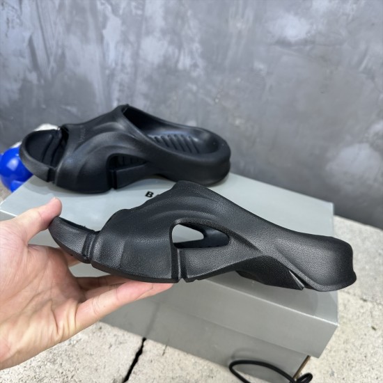 BALENCIAGA Mold Closed Rubber Sandals 