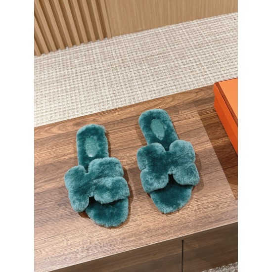 Hermes Slippers