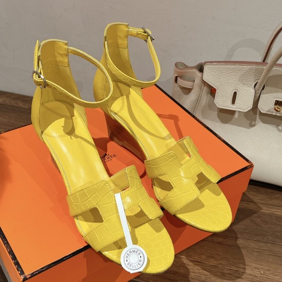 Hermes Sandals