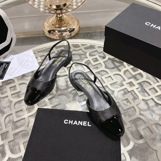 Chanel Pumps