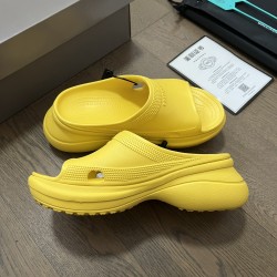 Balenciaga slippers