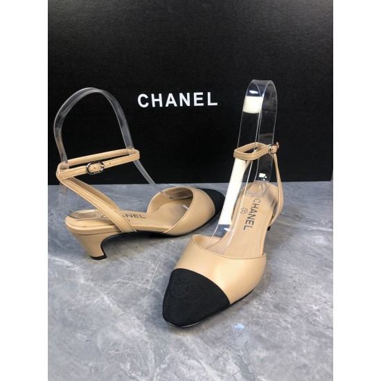 Chanel Pumps