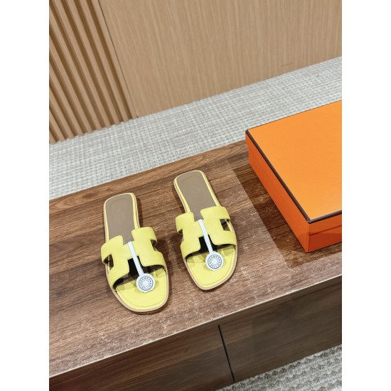 Hermes Slippers