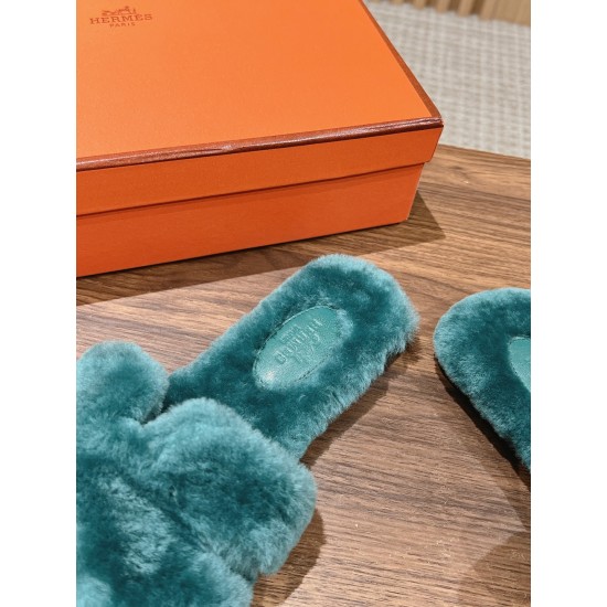 Hermes Slippers