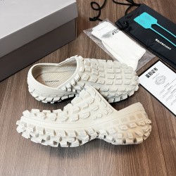 Balenciaga slippers