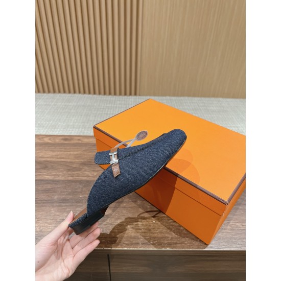 Hermes Slippers