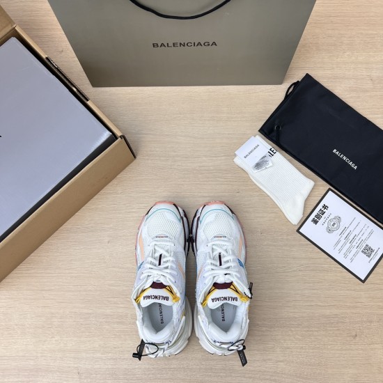 Balenciaga Runner Sneaker