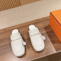 Hermes Slippers