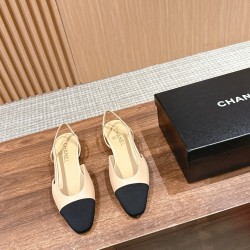 Chanel Pumps