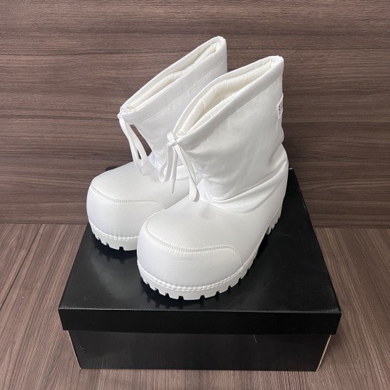 Balenciaga snow boots