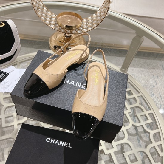 Chanel Pumps