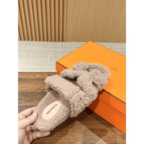 Hermes Slippers