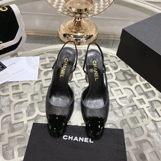 Chanel Pumps