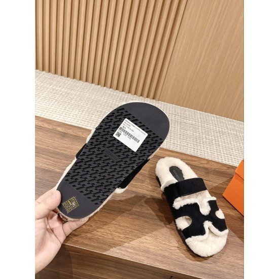 Hermes Slippers