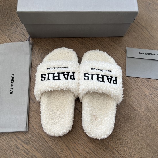 Balenciaga slippers