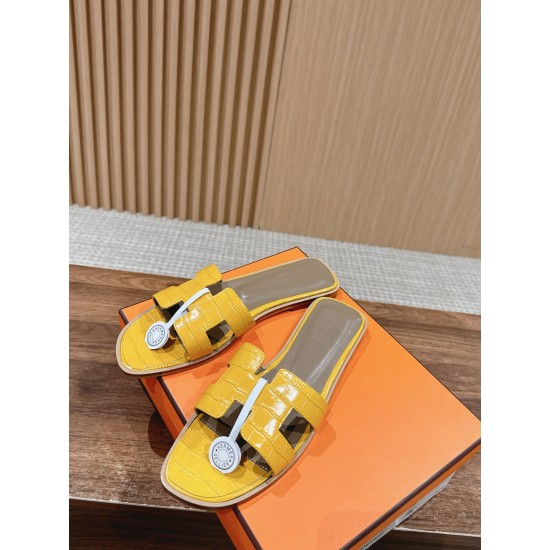 Hermes Slippers