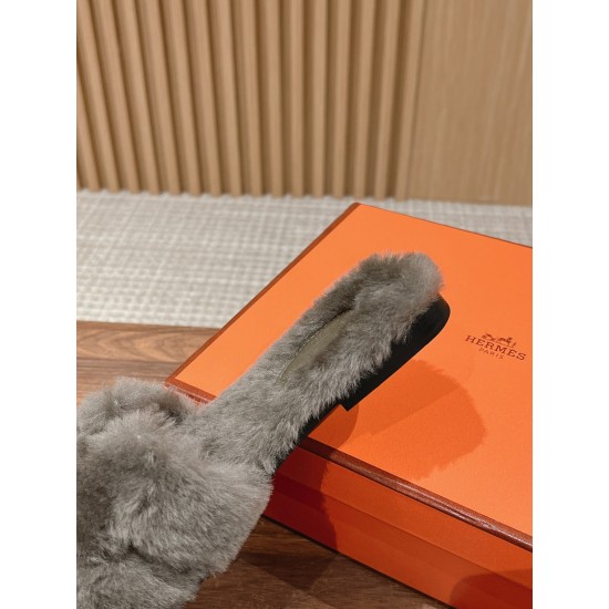 Hermes Slippers