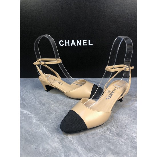 Chanel Pumps