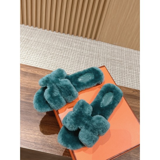 Hermes Slippers