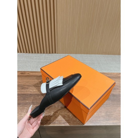 Hermes Slippers