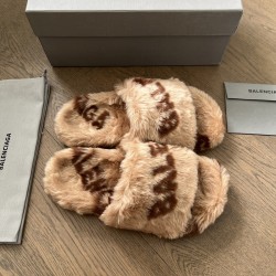 Balenciaga slippers