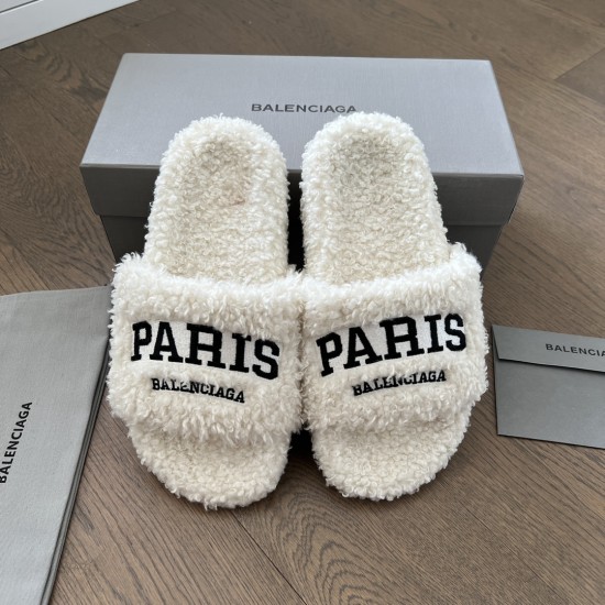 Balenciaga slippers