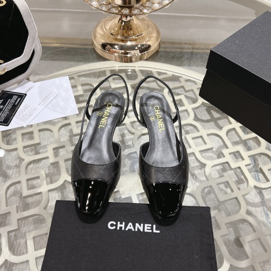 Chanel Pumps